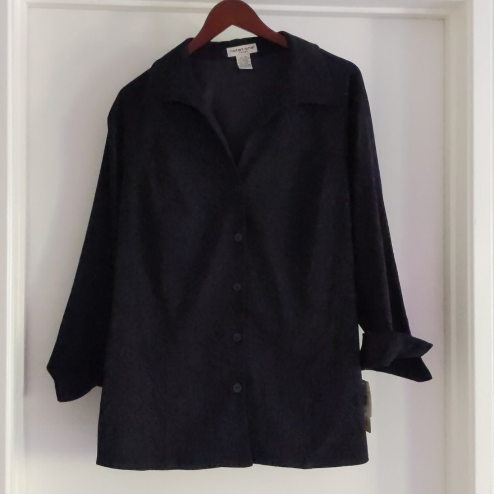 ♻️DONATED♻️ Black 2x Tunic/Button Down